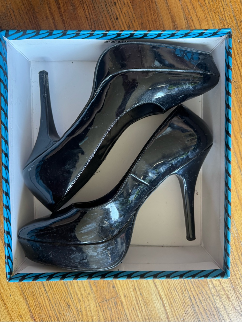 PLATFORM PATENT HEELS